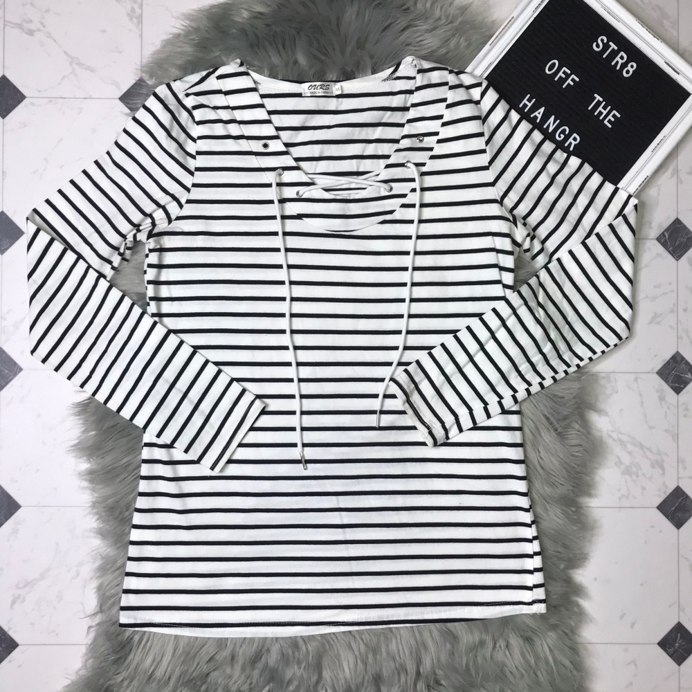 Ours horizontal striped long sleeve tee size S
